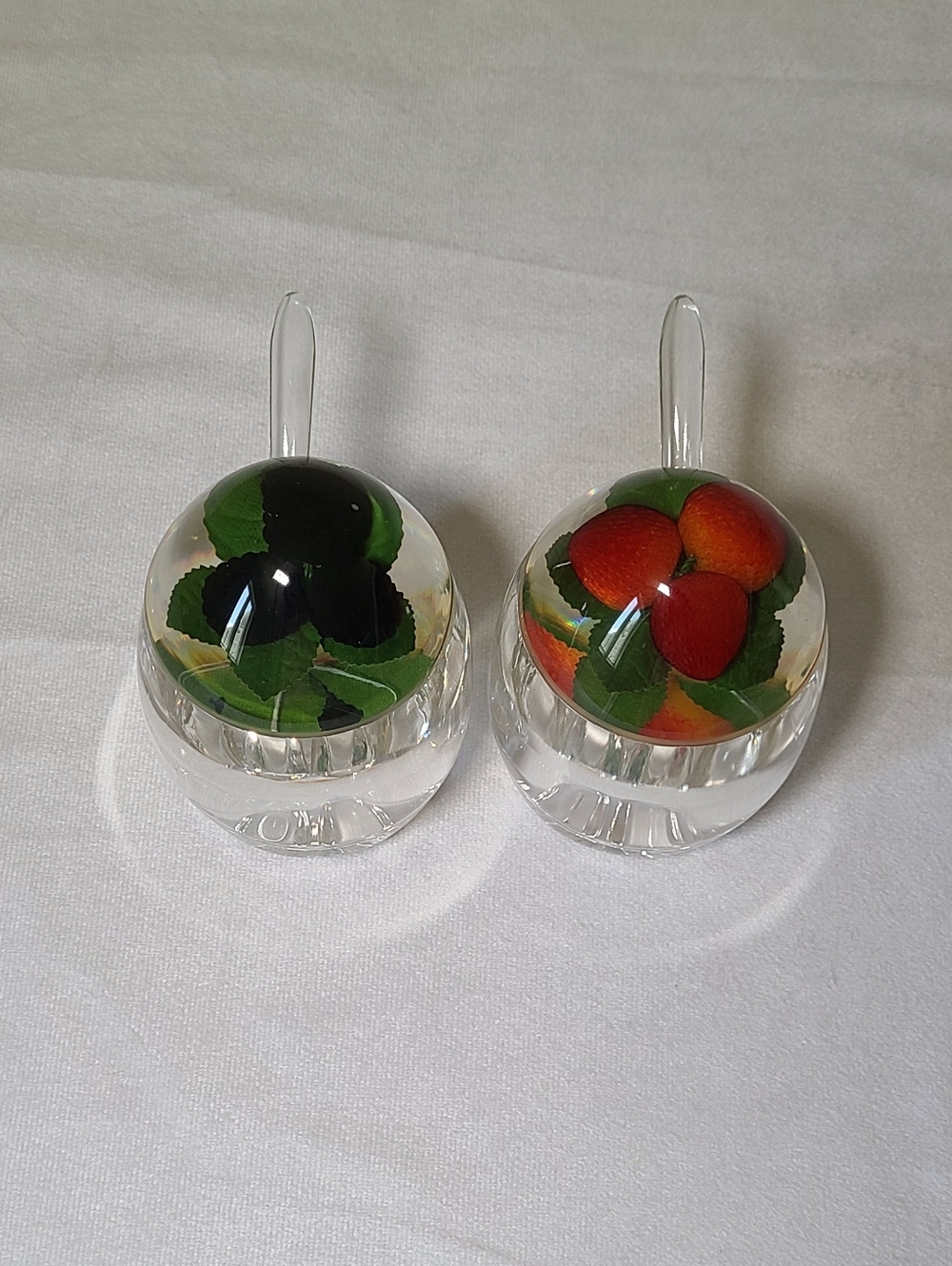 New Clear Acrylic Jam Pots w/ Lids & Spoons Fruit Design – Set of 2